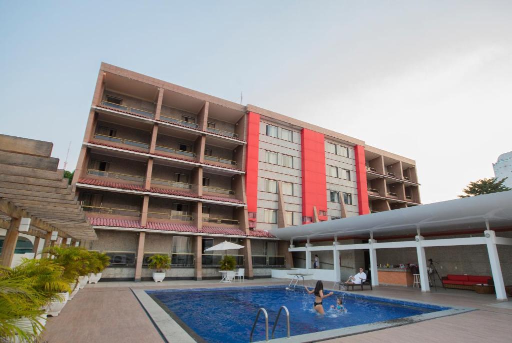 Fachada do Da Vinci Hotel em Manaus